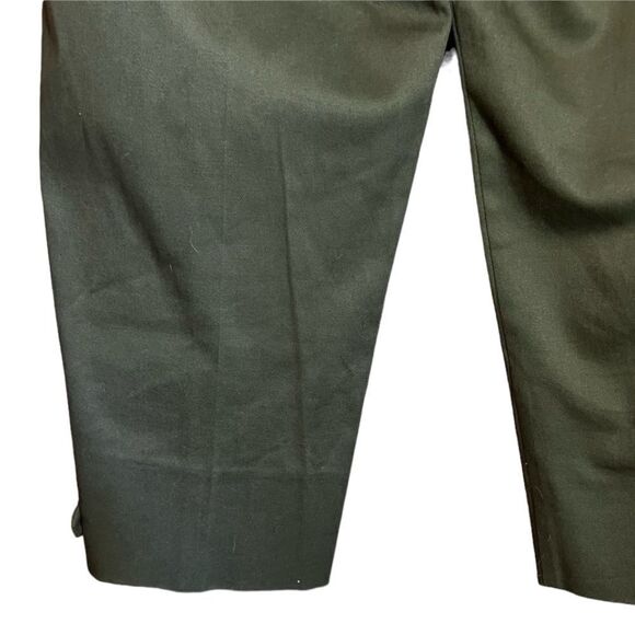 3 for $30!  Cleo petites green cropped pants - Picture 9 of 11